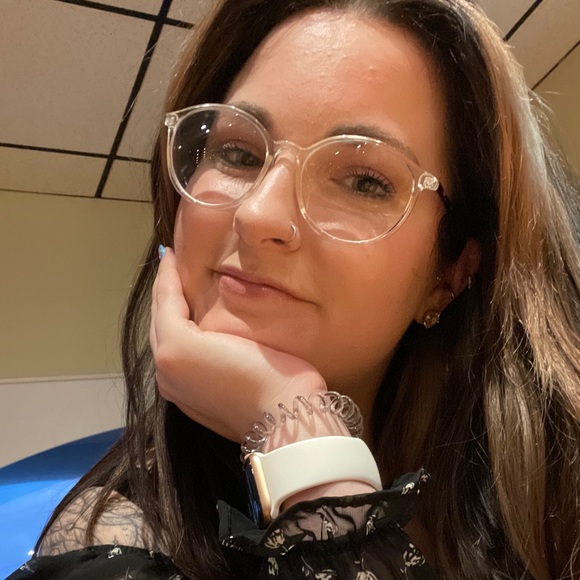 Meet your Posher, Rachel - Picture 9 of 12